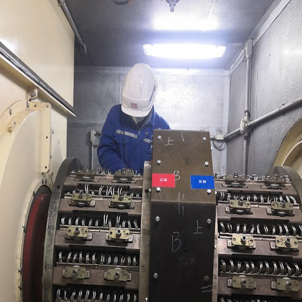 <strong><font color='#66FF00'>碳刷使用多久更換合適？</font></strong>